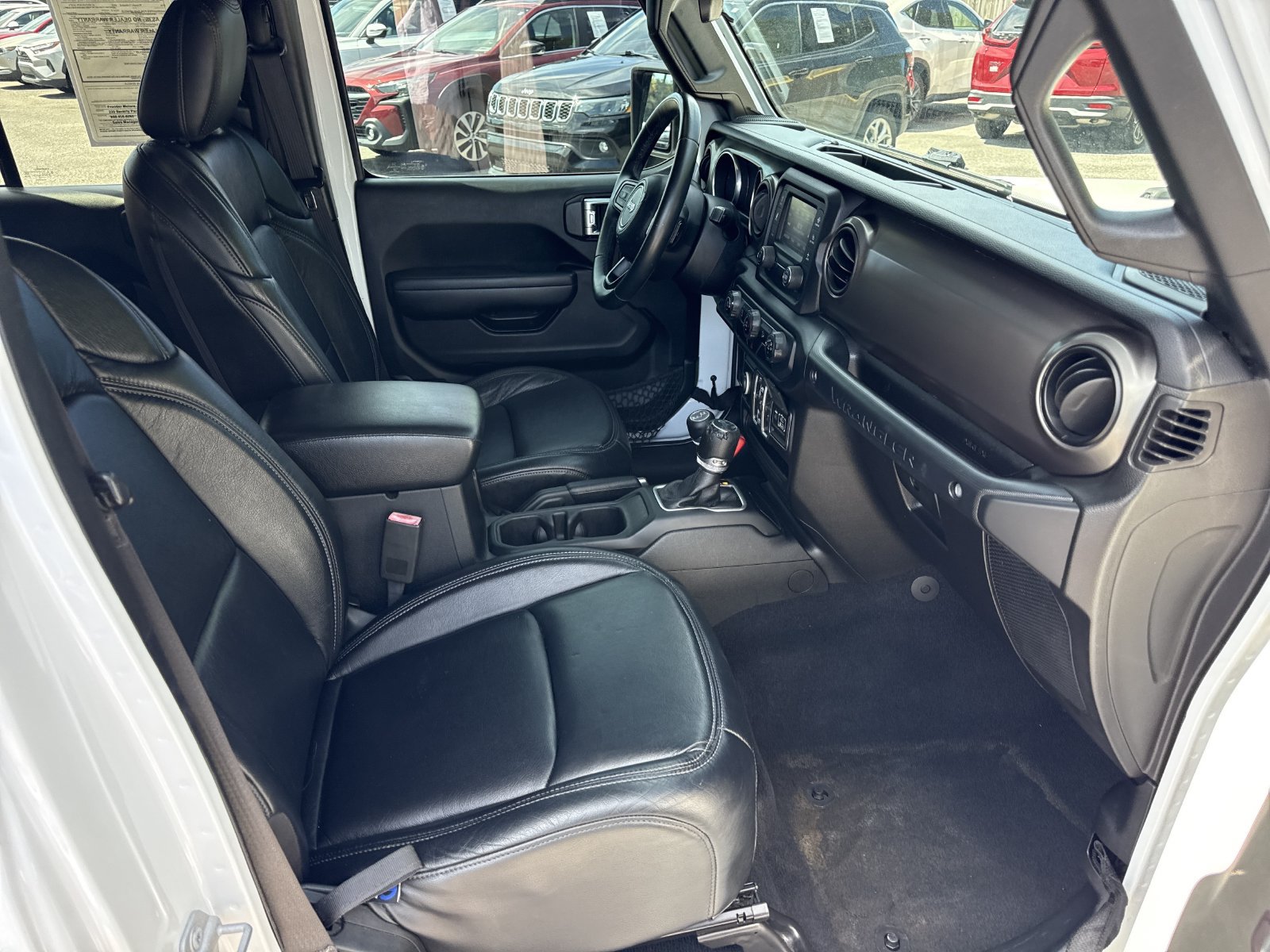 Used 2018 Jeep Wrangler Unlimited Sport S AWD/4WD image 31