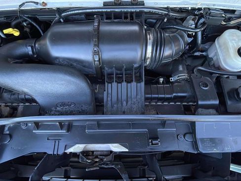 Used 2009 Ford E-350 and Econoline 350 XL image 13