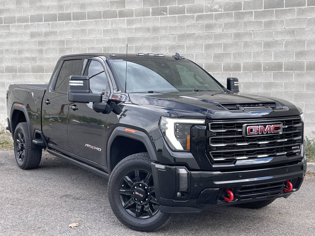 Used 2024 GMC Sierra 3500 AT4 w/ AT4 Premium Plus Package AWD/4WD image 1