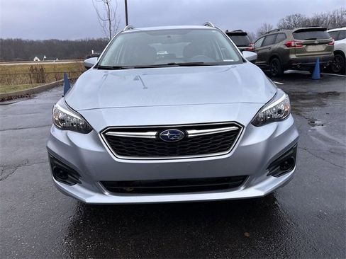 Used 2018 Subaru Impreza 2.0i Premium image 4