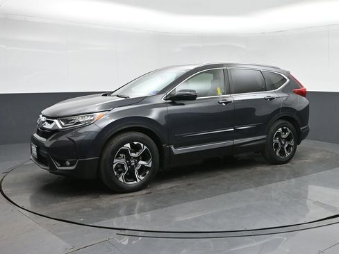 Used 2019 Honda CR-V Touring image 3