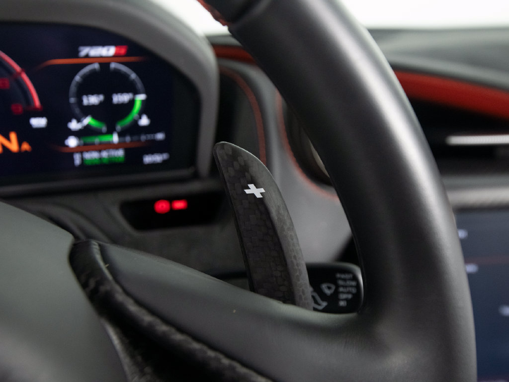 Used 2020 McLaren 720S Performance RWD image 16