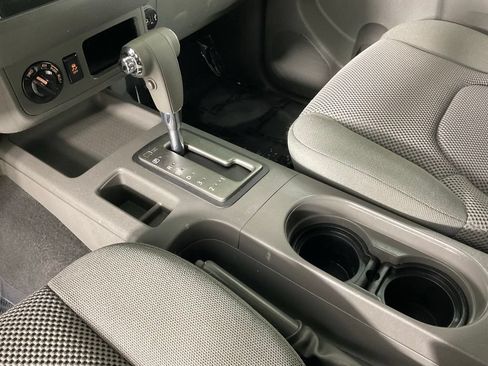Used 2019 Nissan Frontier SV AWD/4WD image 18