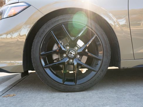 Certified 2025 Honda Civic Sport image 14