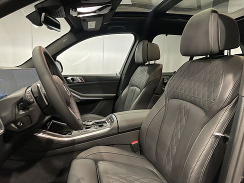 New 2026 BMW X5 M60i image 7