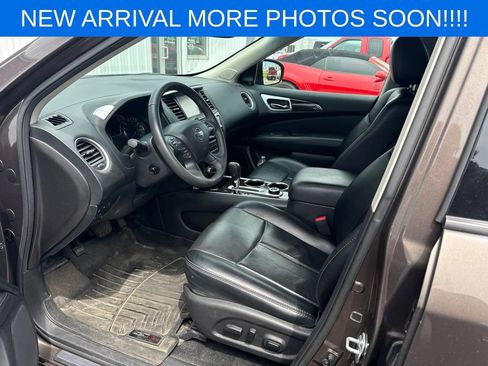 Used 2016 Nissan Pathfinder Platinum AWD/4WD image 11