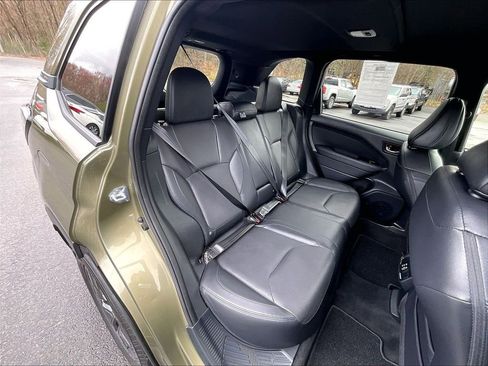 Used 2025 Subaru Forester Limited AWD/4WD image 19