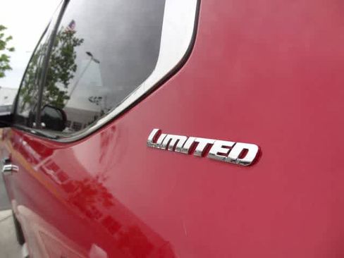 Used 2022 Toyota Tundra Limited AWD/4WD image 28