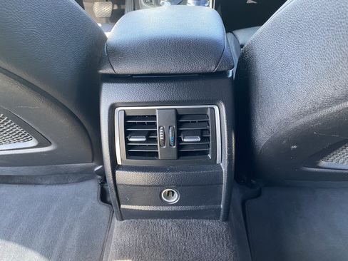 Used 2018 BMW 340i Sedan RWD image 18