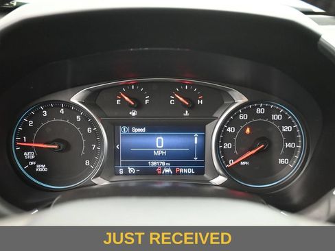 Used 2022 Chevrolet Equinox LT w/ Driver Convenience Package AWD/4WD image 10