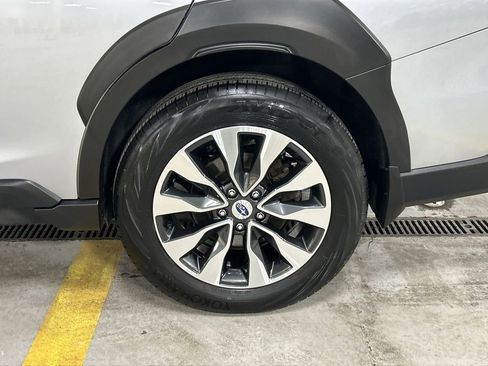 Certified 2023 Subaru Outback Limited image 11