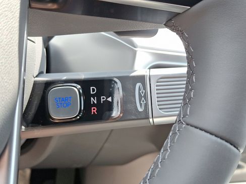 New 2026 Hyundai Ioniq 9 SEL image 17