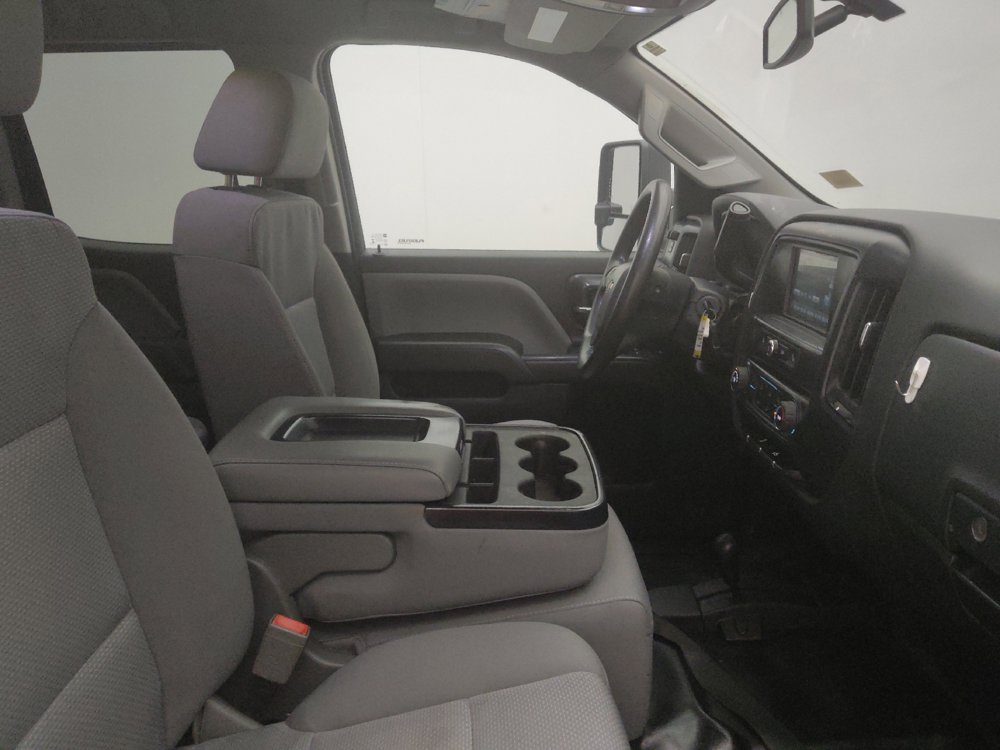 Used 2019 Chevrolet Silverado 2500 W/T AWD/4WD image 21