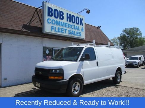 Used 2020 Chevrolet Express 2500 w/ Driver Convenience Package RWD image 1