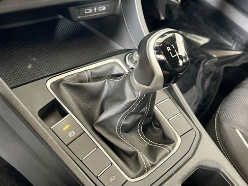 Used 2024 Volkswagen Jetta Sport FWD image 16