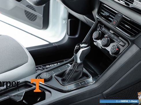 Used 2024 Volkswagen Taos S image 33