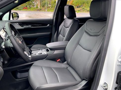 New 2025 Cadillac XT6 Premium Luxury w/ Technology Package image 12