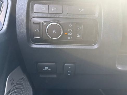 Used 2024 Ford F250 Lariat w/ Lariat Ultimate Package AWD/4WD image 25