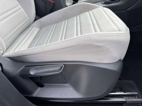 Used 2024 Volkswagen Tiguan S image 13