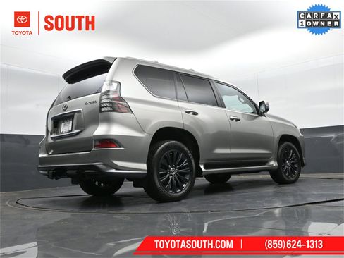 Used 2023 Lexus GX 460 Luxury image 35