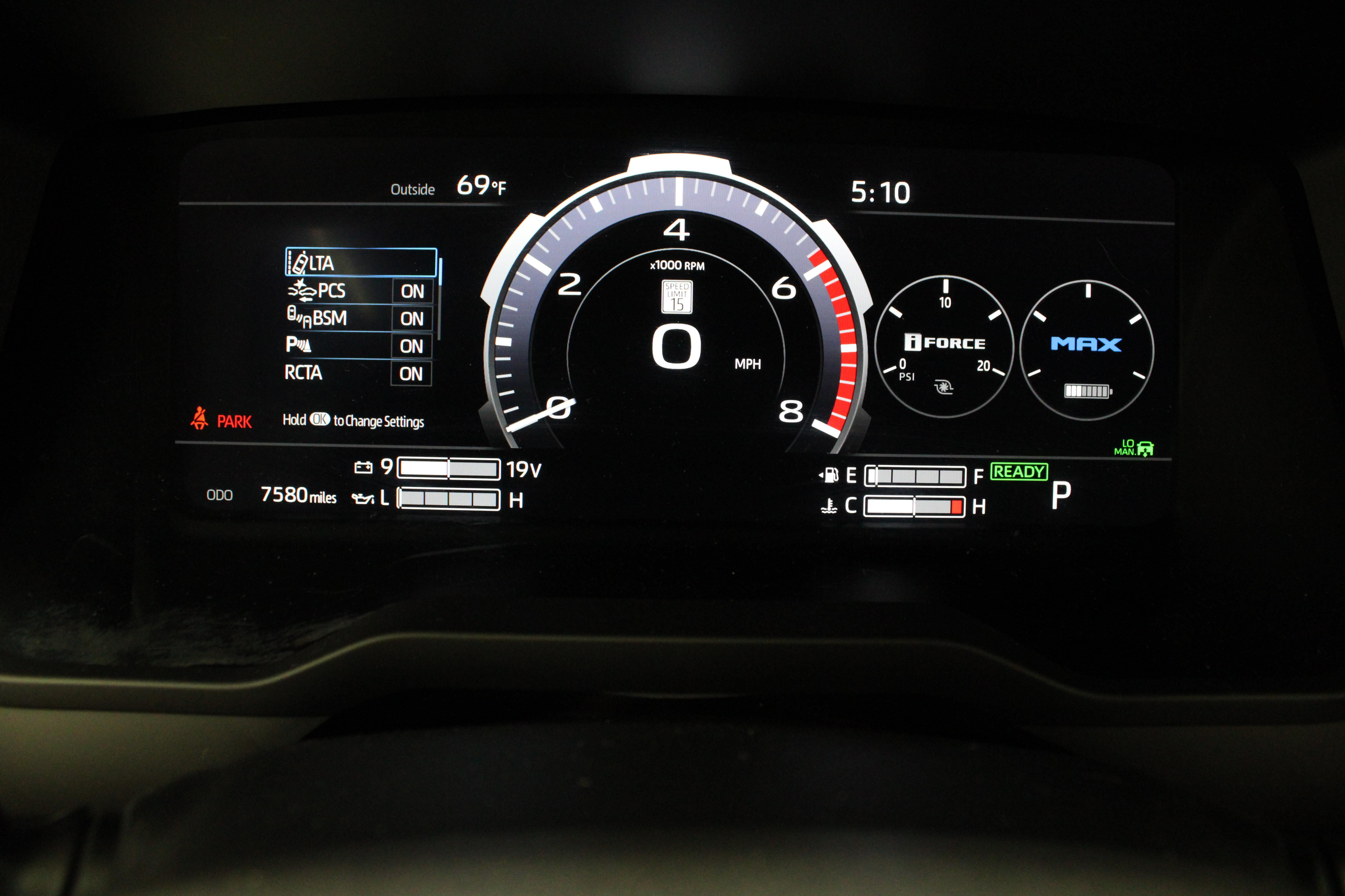 Used 2023 Toyota Tundra Platinum w/ Advanced Package AWD/4WD image 44