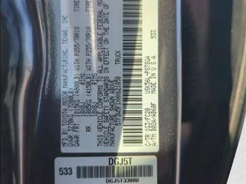 Certified 2017 Toyota Tundra SR5 w/ SR5 Upgrade Package image 2