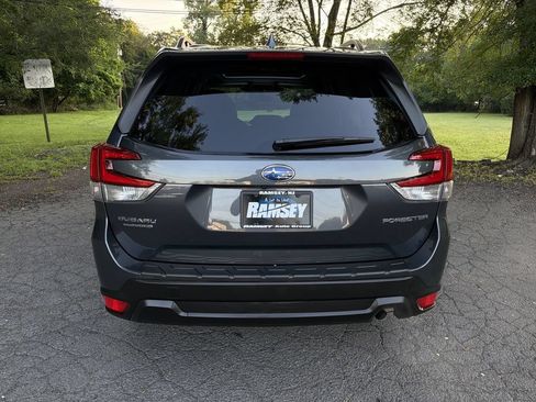 Certified 2023 Subaru Forester Premium AWD/4WD image 7