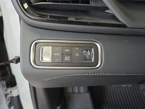 New 2026 Buick Enclave Avenir w/ Super Cruise Package image 23