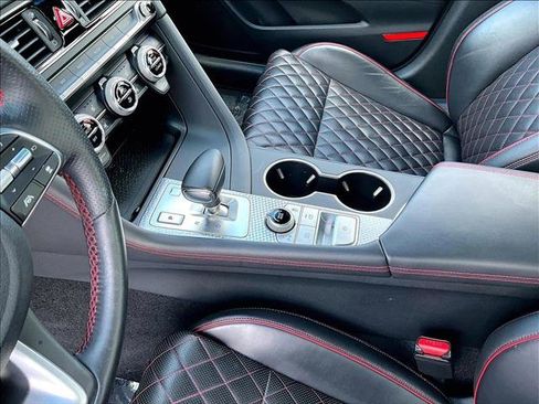 Used 2022 Genesis G70 3.3T RWD image 15