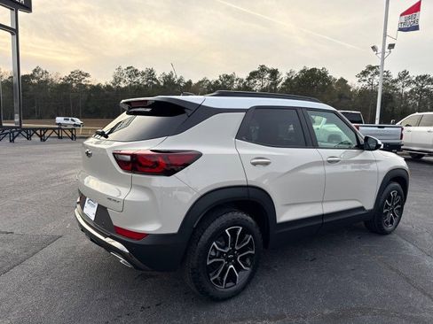 New 2026 Chevrolet TrailBlazer ACTIV image 3