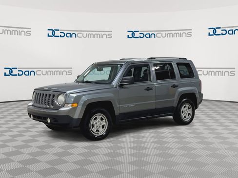 Used 2012 Jeep Patriot Sport AWD/4WD image 4