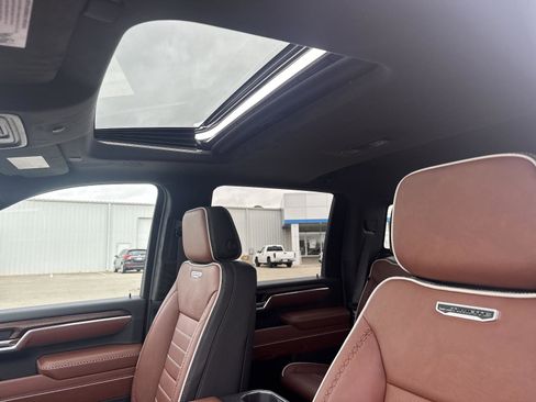 New 2026 GMC Sierra 2500 Denali Ultimate AWD/4WD image 15