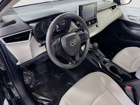 Used 2020 Toyota Corolla LE image 22