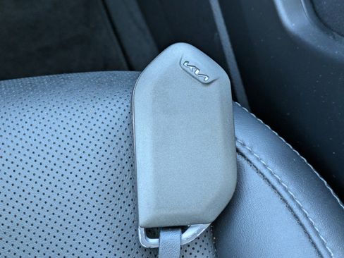 Certified 2023 Kia Telluride S image 29