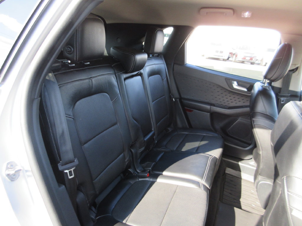Used 2020 Ford Escape Titanium AWD/4WD image 23