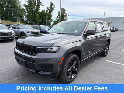 Used 2025 Jeep Grand Cherokee L Altitude