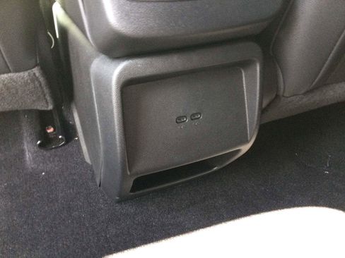 Used 2024 Chevrolet Equinox EV RS image 12