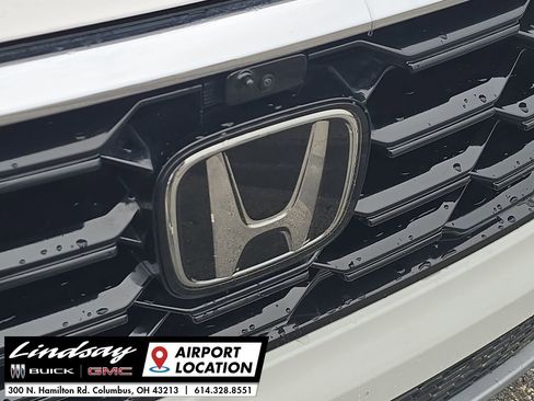 Used 2025 Honda Pilot Elite image 31