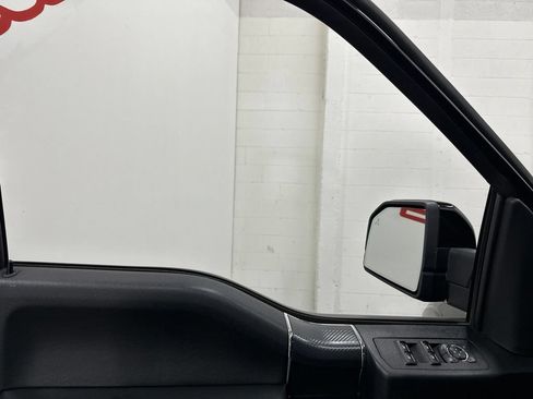 Used 2019 Ford F150 Lariat RWD image 37