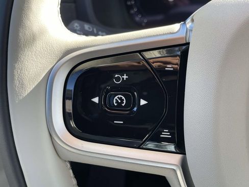 New 2026 Volvo XC90 B5 Ultra image 10