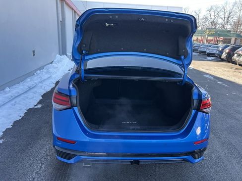 Used 2024 Nissan Sentra SR w/ SR Premium Package image 11