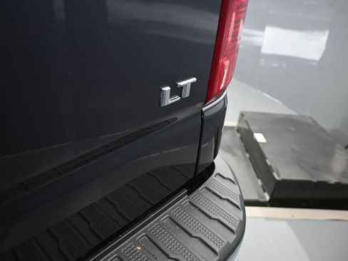 Used 2023 Chevrolet Silverado 1500 LT image 37