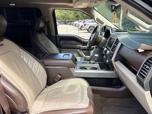 Used 2019 Ford F150 Limited w/ Trailer Tow Package AWD/4WD image 29