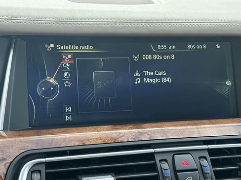 Used 2013 BMW 750Li image 19