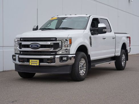 Used 2022 Ford F350 XLT w/ XLT Premium Package AWD/4WD image 7