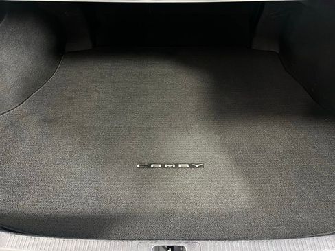 Used 2022 Toyota Camry SE image 27