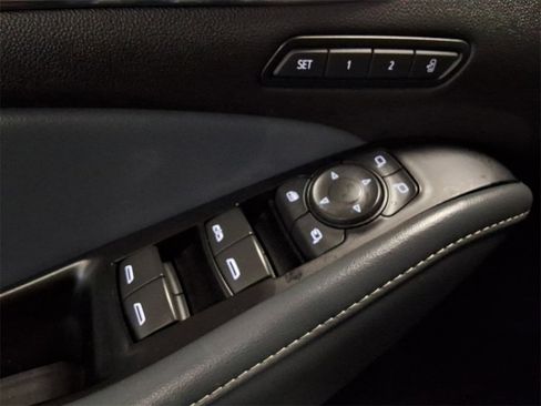 Used 2024 Buick Enclave Premium image 21