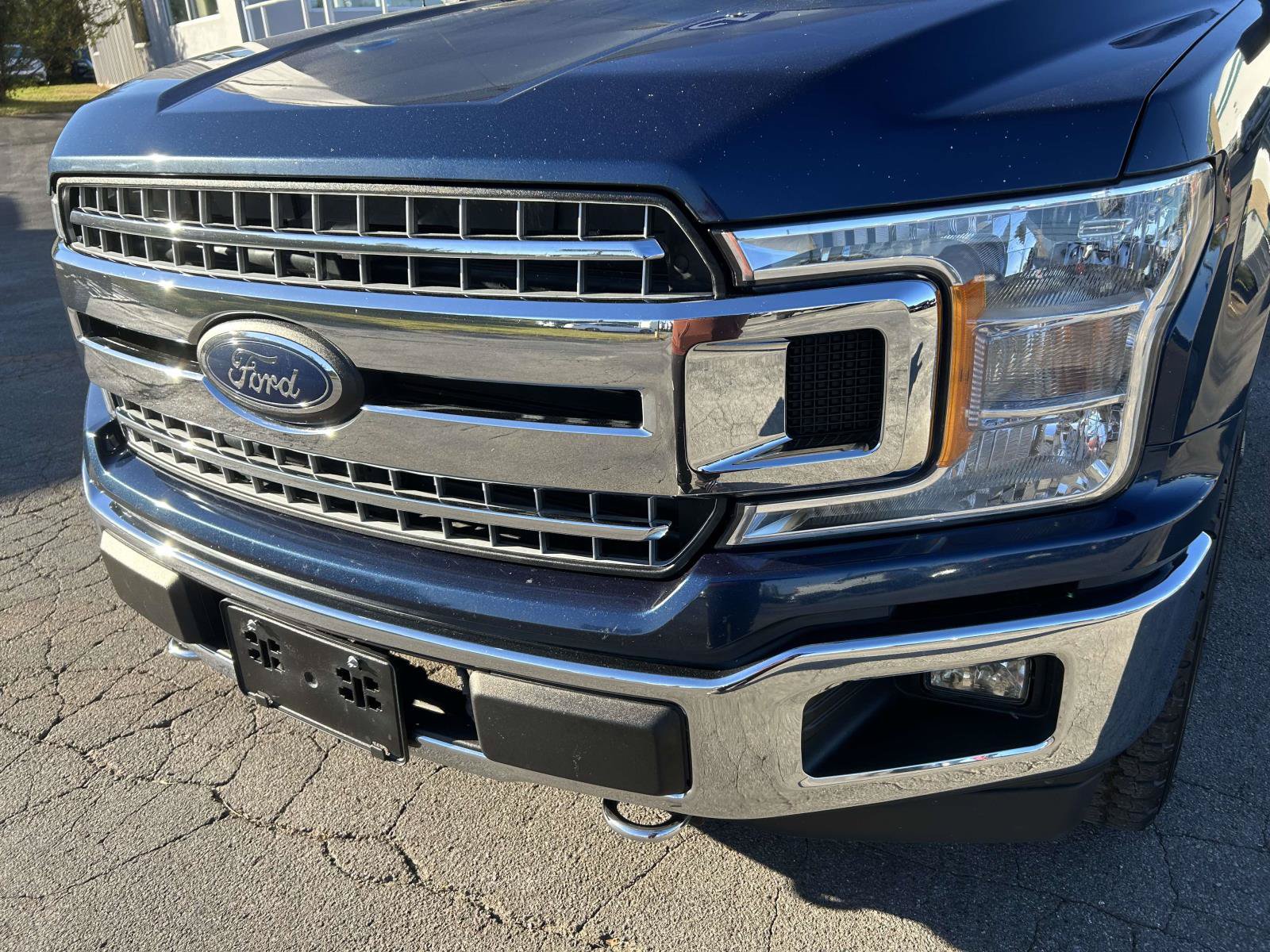 Used 2020 Ford F150 XLT w/ Equipment Group 302A Luxury AWD/4WD image 11