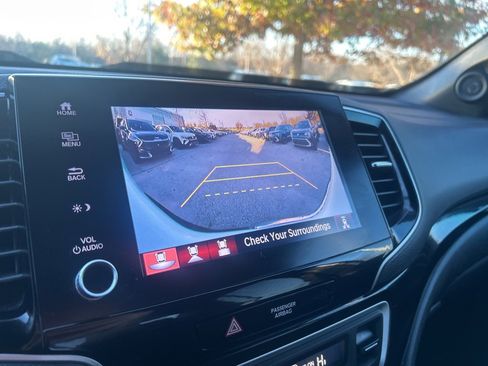 Used 2023 Honda Ridgeline Black Edition image 16