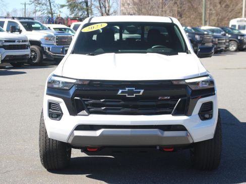 Used 2023 Chevrolet Colorado Z71 w/ Z71 Convenience Package 2 image 2